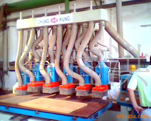 ͼ������CNC�ӹ����ļӹ��Ҿ���ҵ ����ɷŴ�