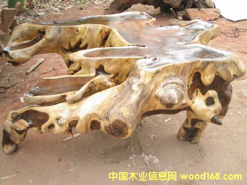 ��ľ����輸