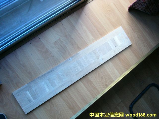 ����鿴��ľʵľ�ذ���ķŴ�ͼƬ