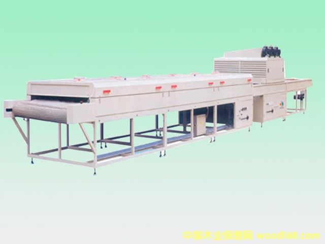 木工大板橱柜五面UV设备的详细介绍