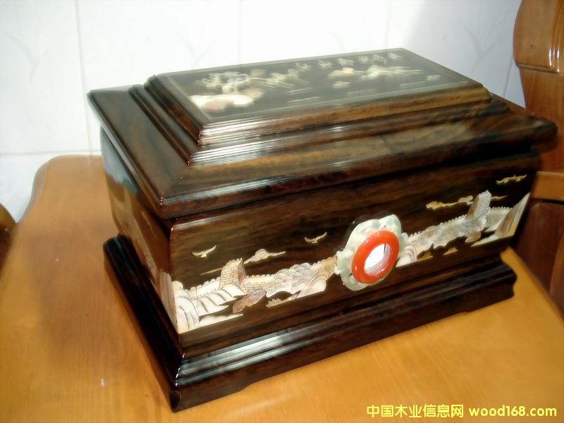 ����鿴��ɽ��˶ཿ�Ŵ�ͼƬ