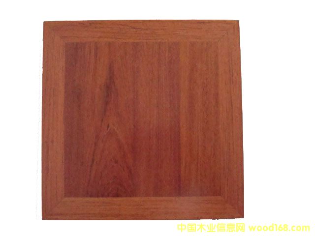 ���аͷ���ʵľ�ذ�