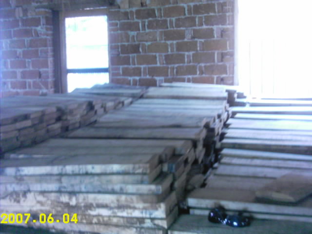 ����鿴��ľ�ذ����ϷŴ�ͼƬ