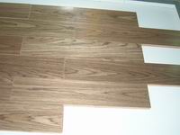 ����鿴EV.�ں��Ҷ��ʵľ���ϵذ�Ŵ�ͼƬ