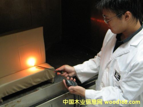 ����鿴�Ҿ߲�Ʒ���������֤�Ŵ�ͼƬ