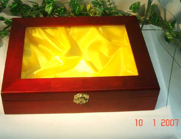 ����鿴ľ�����ѺзŴ�ͼƬ