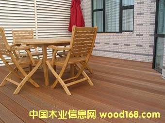 ����鿴����ľ����ذ�Ŵ�ͼƬ