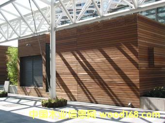 ����鿴����ľ����ذ�Ŵ�ͼƬ