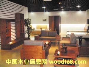 ����鿴ƴ�彺�Ŵ�ͼƬ