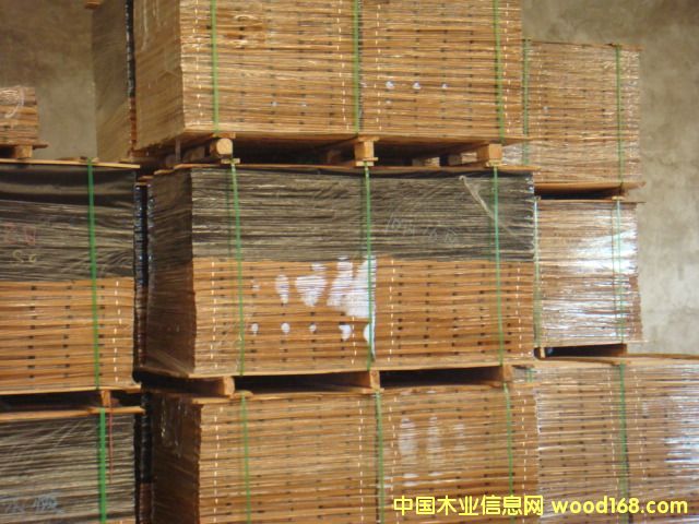 ����鿴�����ľ�ذ�ľƤ�Ŵ�ͼƬ