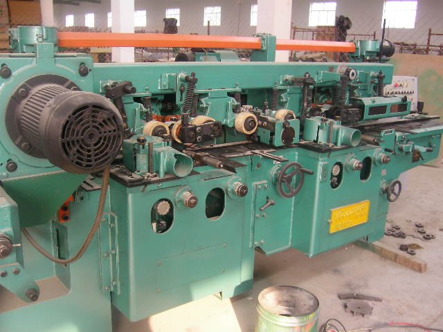 ����鿴רҵά������ľ����е�Ŵ�ͼƬ