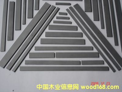 ����鿴Ӳ�ʺϽ����Ŵ�ͼƬ