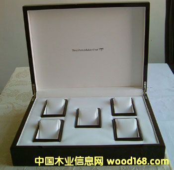 ����鿴�鱦�� ľ�а�װ��װ�κ���Ʒ�оƺ��̻Һ�������κзŴ�ͼƬ