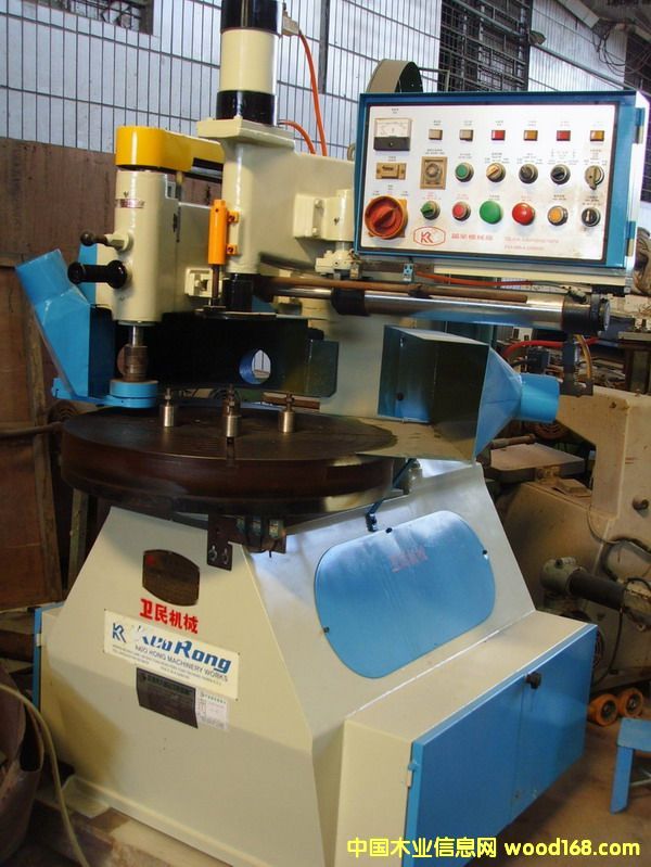 ����鿴��Բ���ͻ��Ŵ�ͼƬ