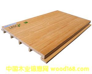 ����鿴240��ǽ��Ŵ�ͼƬ