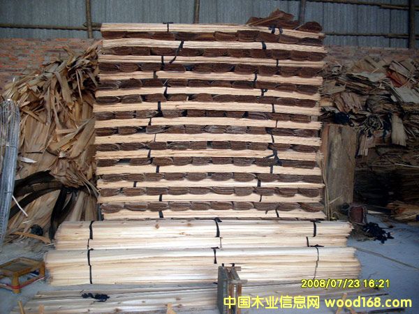 ����鿴���ݽ��ϰ�Ŵ�ͼƬ