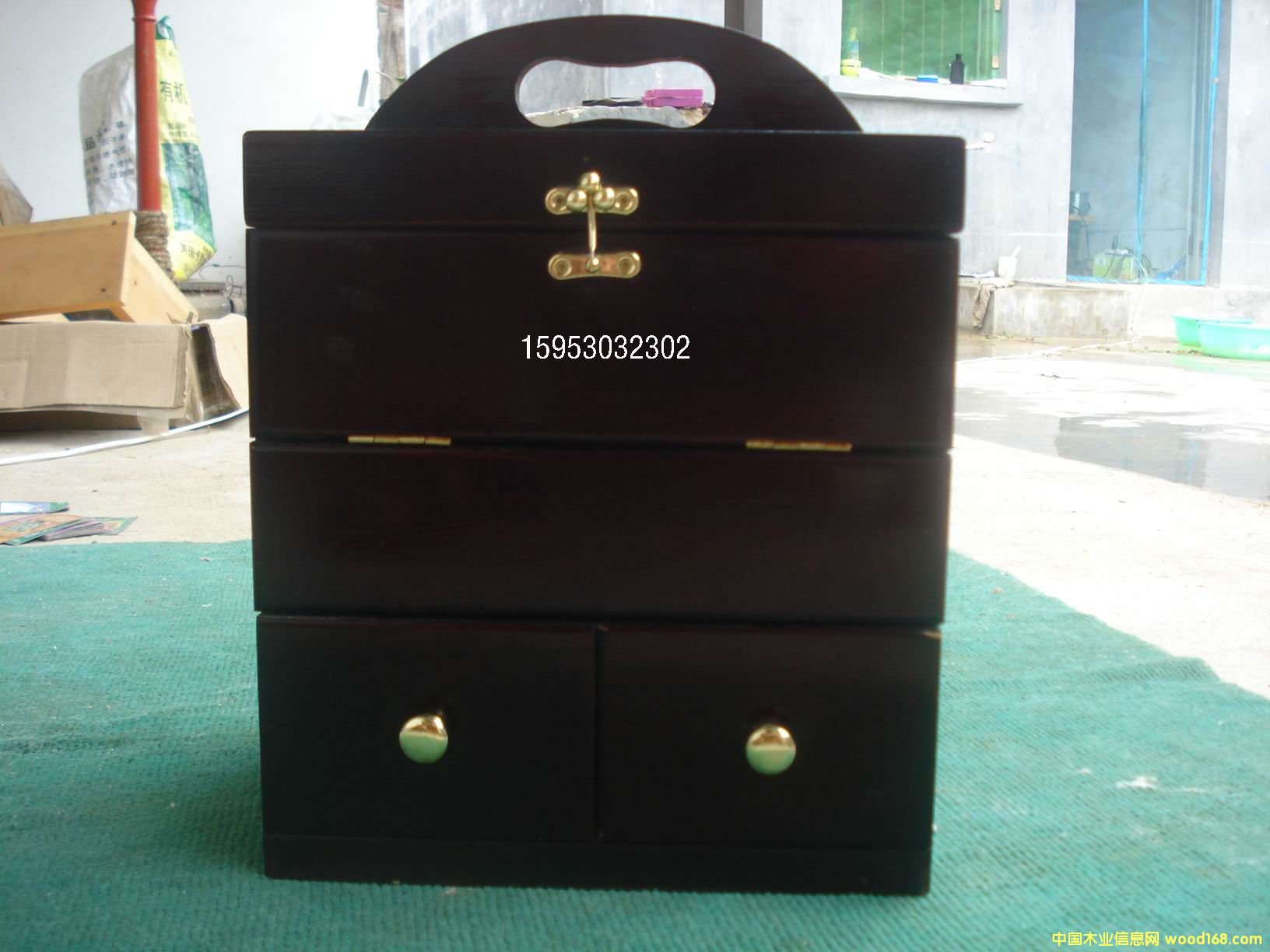 ����鿴��ױ�е���ϸ����