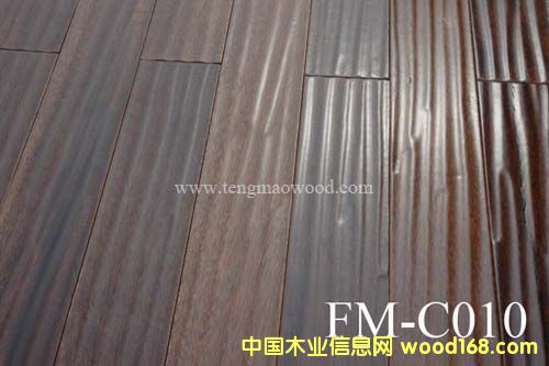 ����鿴ʵľ���ϵذ�Ŵ�ͼƬ