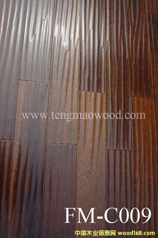 ����鿴ʵľ���ϵذ�Ŵ�ͼƬ