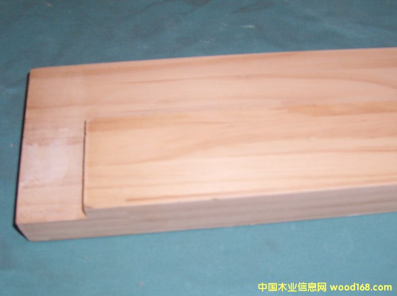 ſNew Zealand Pine doorfra