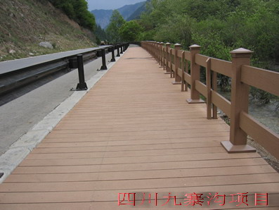 ����鿴��ľ�ذ�Ŵ�ͼƬ