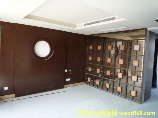 ����鿴װ��ǽ�Ŵ�ͼƬ