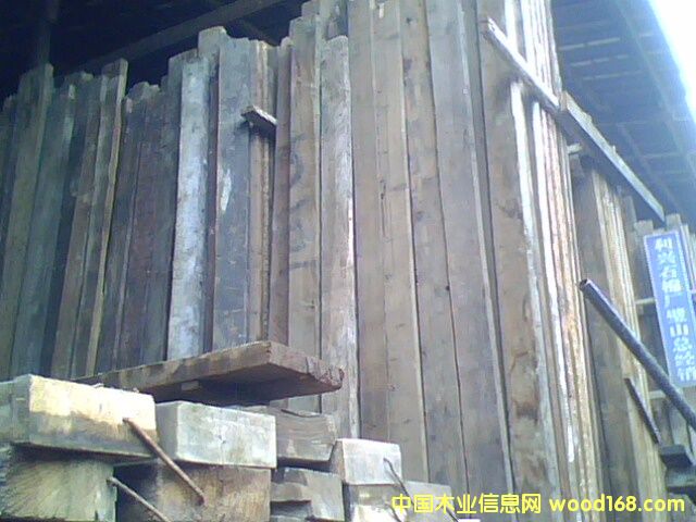 ����鿴ľ���Ŵ�ͼƬ