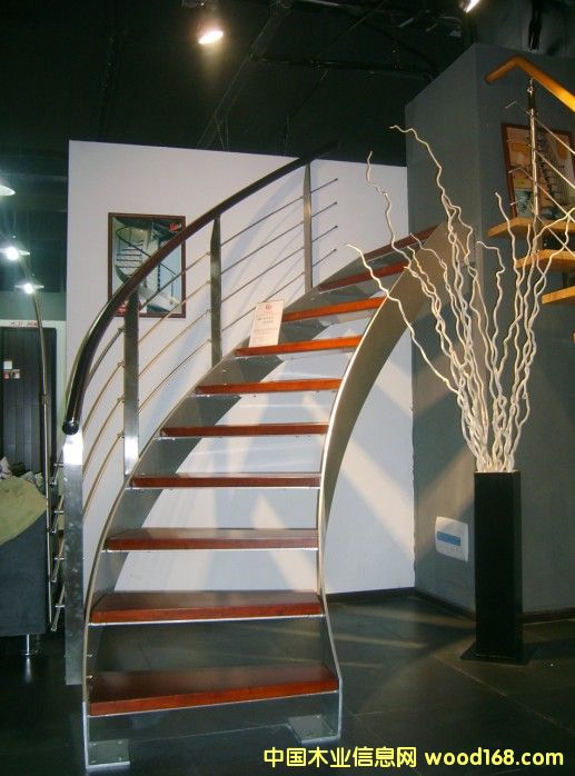 ����鿴��ľ¥�ݷŴ�ͼƬ