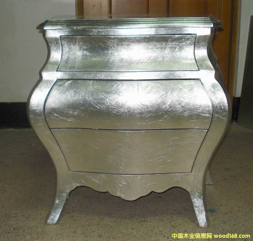 ��ɫ��ͷ��