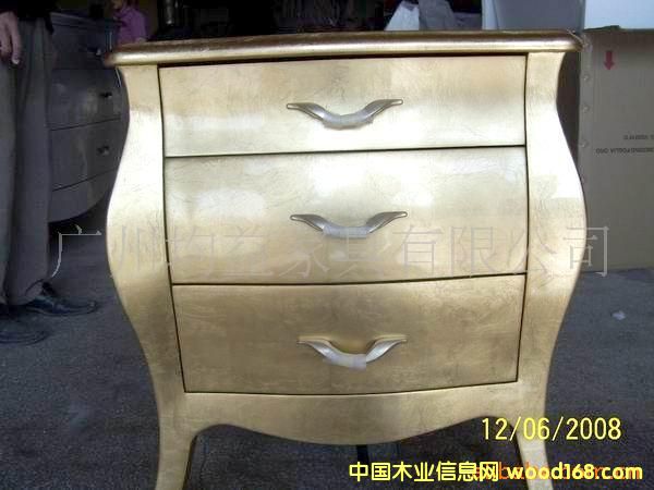 ��ɫ��ͷ��