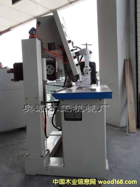 ľ����е������о��ɰ�߻�