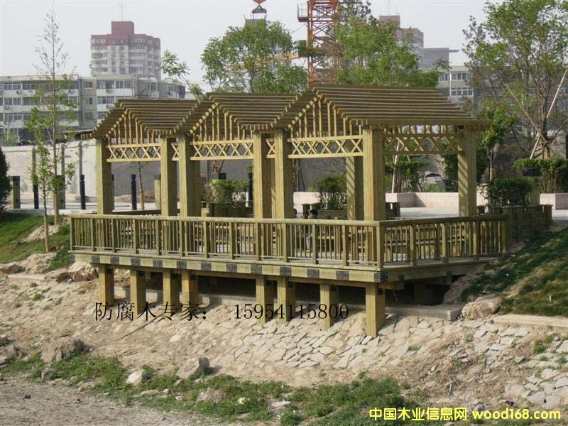 ѡ��ɽ�����Ϸ���ľ�о��ϣ�����ذ廧��Ҿ�����Щ���Ϻã�