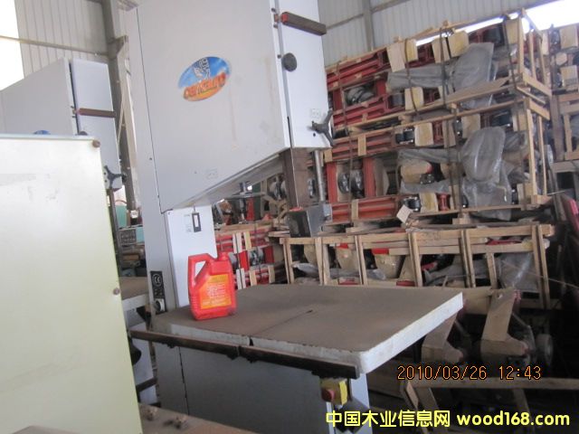 ���۶���ľ������