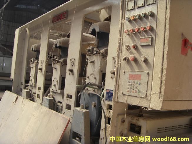 ̨���˴�ɰ���