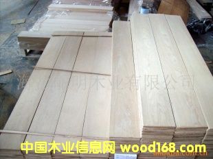 ����鿴ʵľ�ذ屡Ƭ����ϸ����