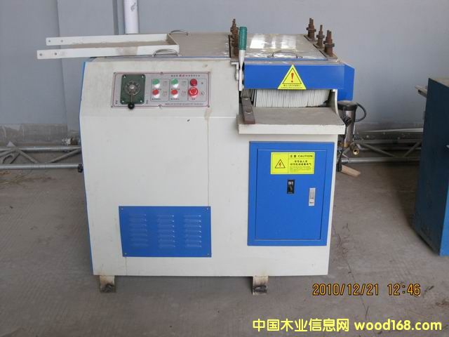 ����鿴�����������϶�Ƭ��Ŵ�ͼƬ