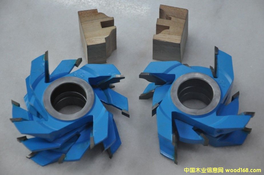 ����鿴�ſ򵶷Ŵ�ͼƬ