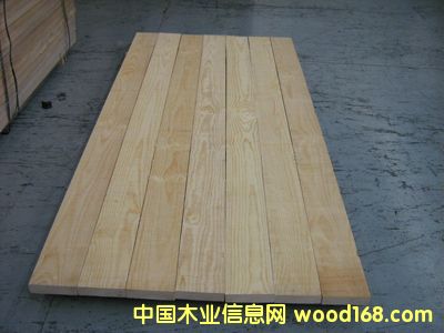 辐射松板材的详细介绍