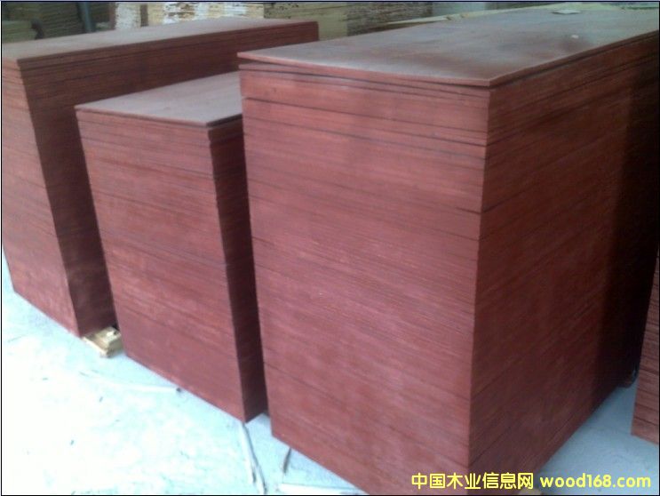 ����鿴����ģ��Ŵ�ͼƬ