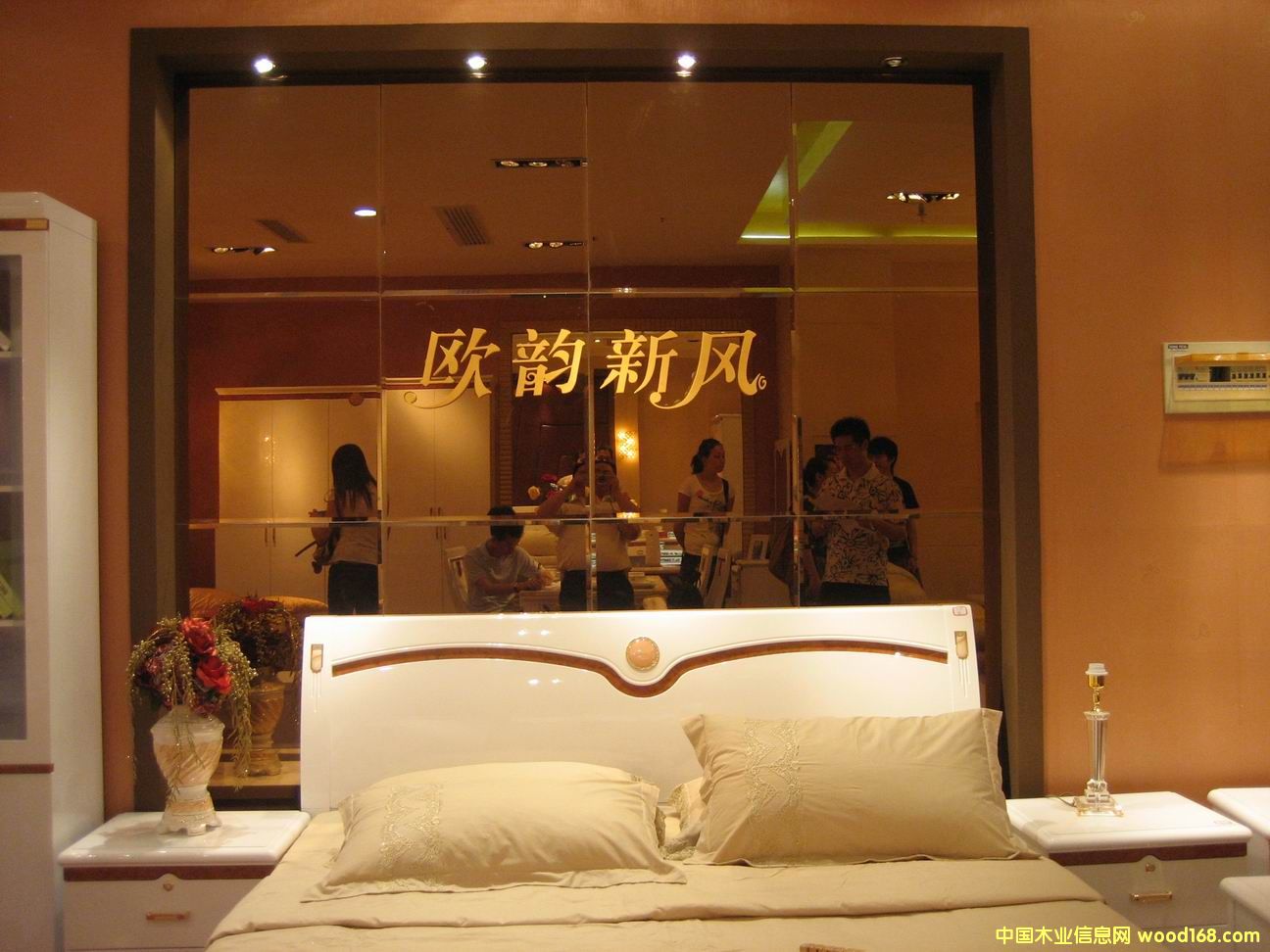 ����鿴ŷ���·�82705������ϸ����