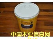 ����˫���ƴ�彺��ͳ�Ĥ�¶�