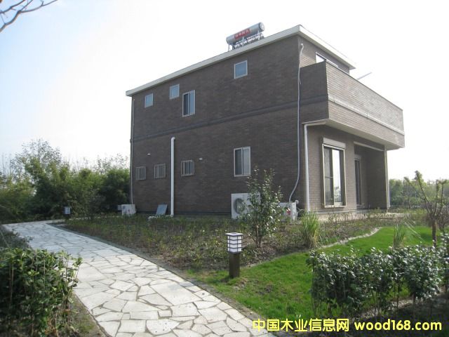 �Ϻ��ֶ���ʽľ�ṹ����