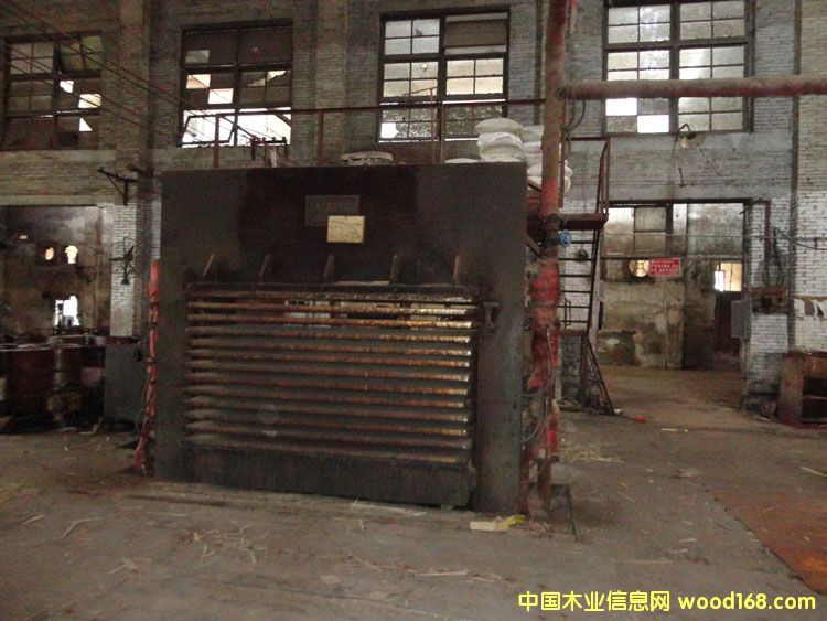 �Ϻ������12��ѹ��