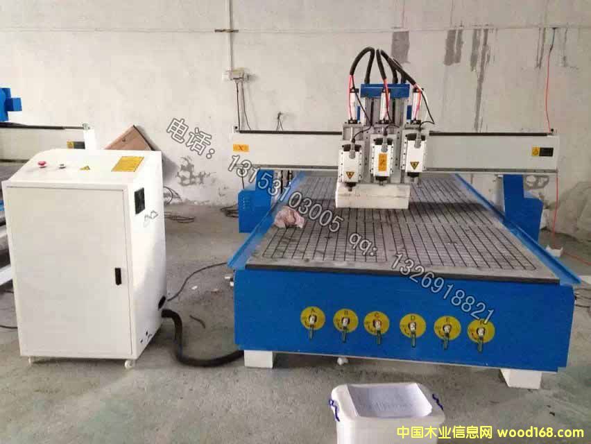 �������������ͷ�л�ľ����̻�