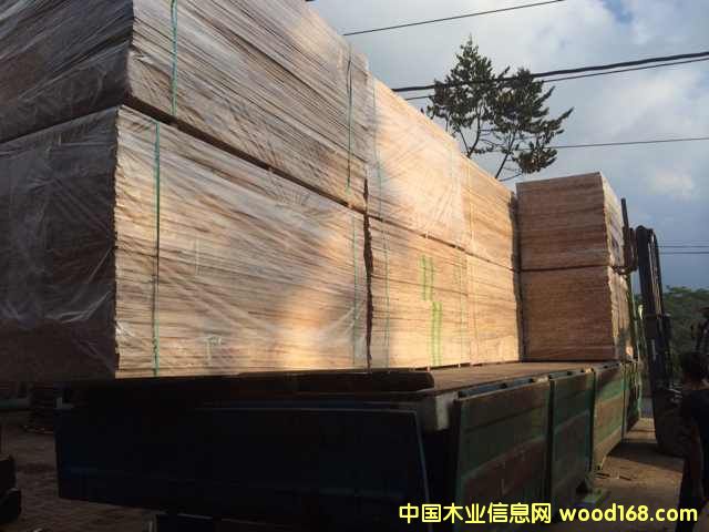 ����鿴�����װ�Ŵ�ͼƬ