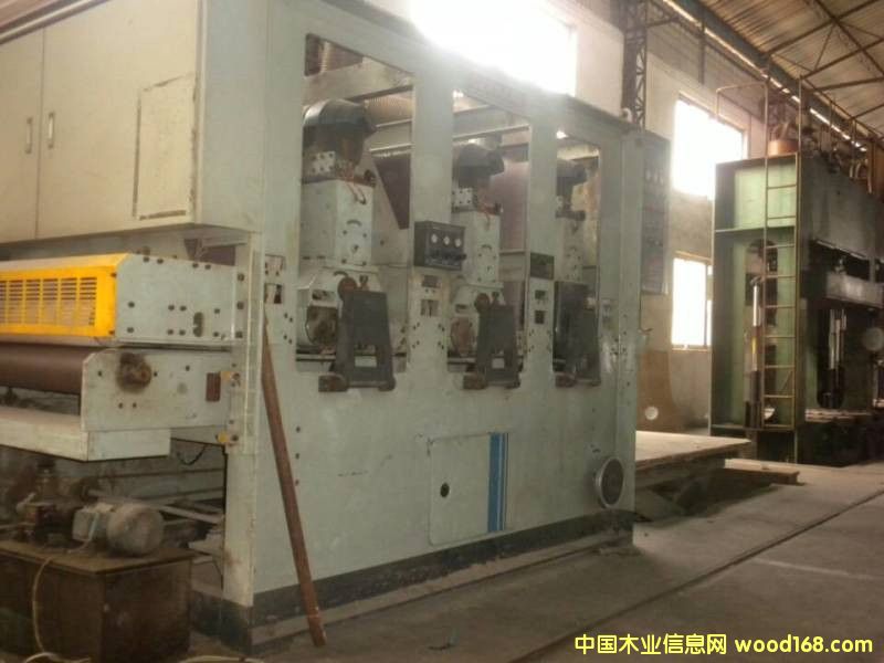 台湾滚筒砂光机 台湾滚筒砂光机