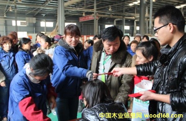 ɽ������ľҵ����ΪԱ��˫�ں�һϲ��������