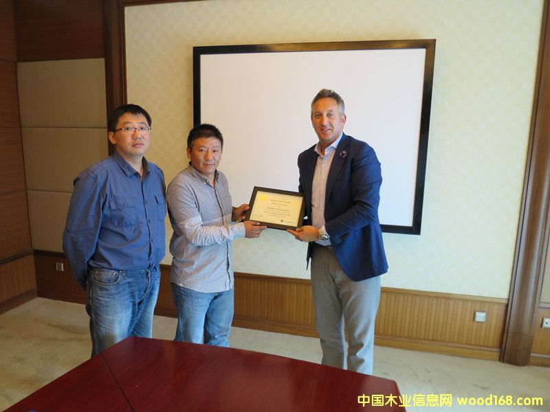 ջɭInterforɱľսЭ