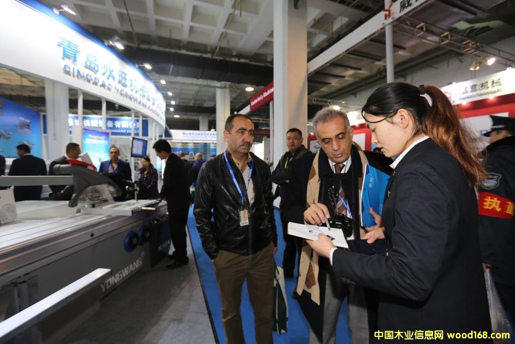 ֪��չ���ڡ�2014����ľ��չ��չʾ����ľ����е��е�ͼ���