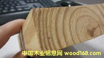 ����鿴�Ϸ��ɷŴ�ͼƬ